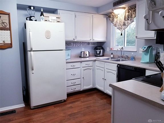 5th image of 1226 Wilhelmina Dr