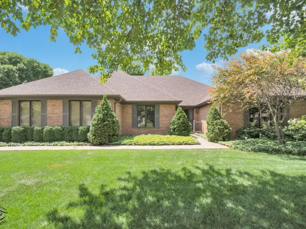 24123 Brancaster Dr, Naperville, IL 60564