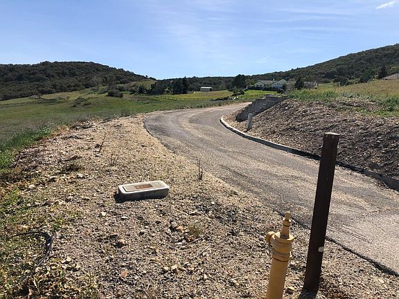 5th image of 44750 Sun Valley Dr