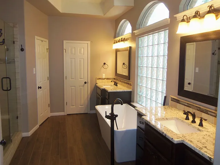 3909 Mitchell Cv — Photo 22