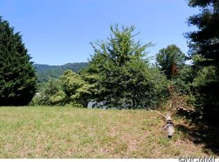 231 Cedarwood Dr, Waynesville, NC 28785