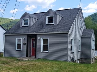 16 McCauley Rd, Emporium, PA 15834