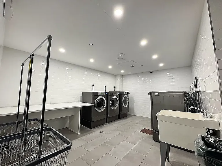 83-61 116th St #4DD — Photo 10