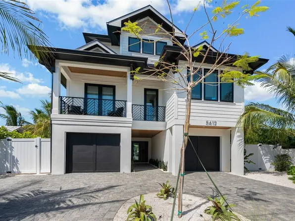 5612 Guava St, Holmes Beach, FL 34217