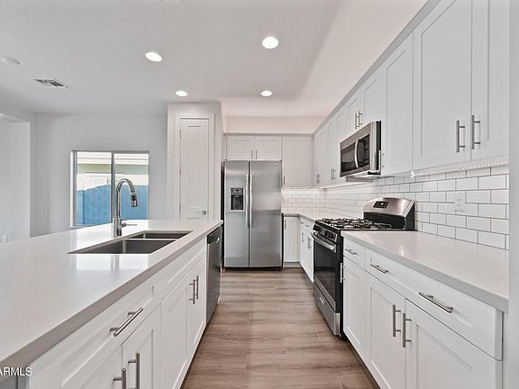 5th image of 42344 W Ramirez Dr