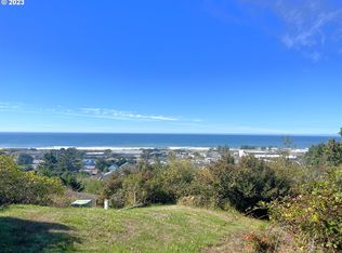 8th St, Gold Beach, OR 97444