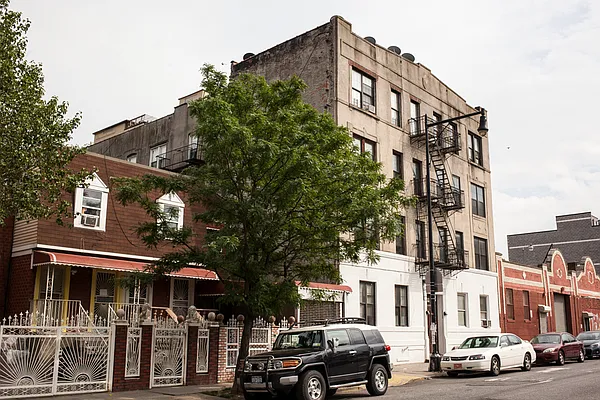 Rented by Garden Management | media 23