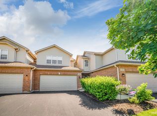 606 Daisy Ln UNIT 606, Roselle, IL