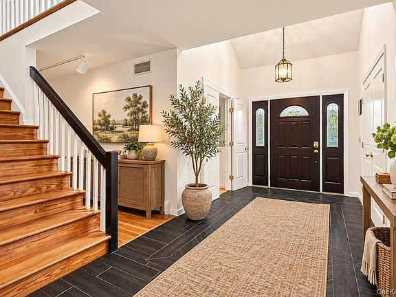 4th image of 31 Dingee Road