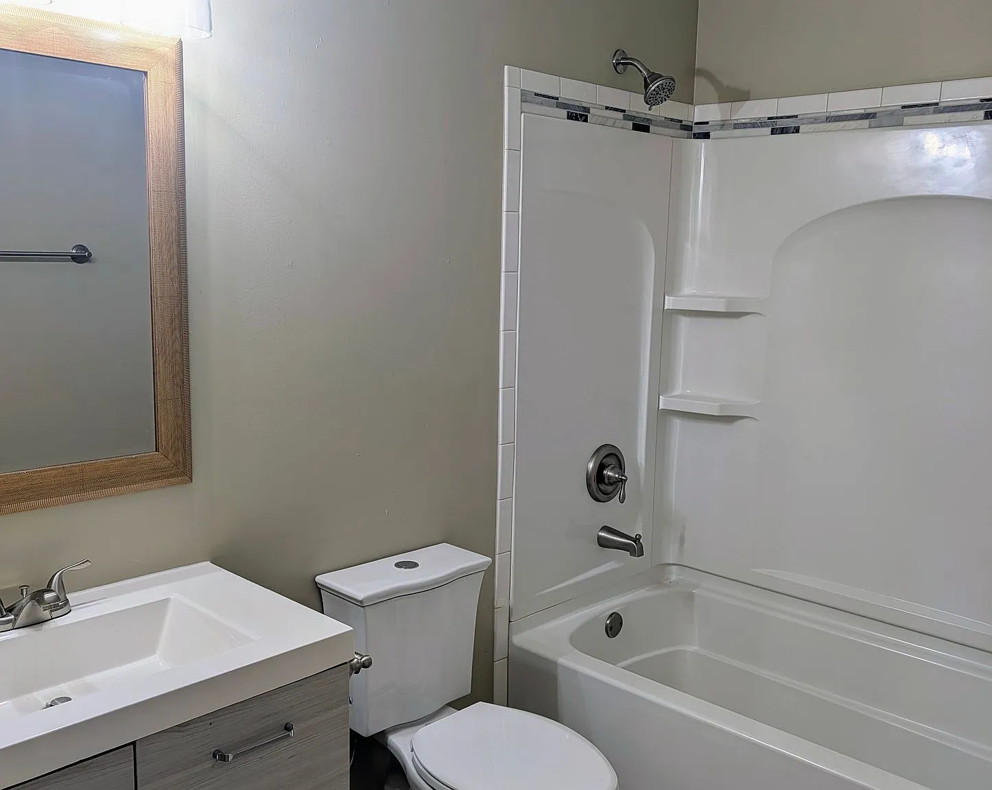 Frost Garden Townhomes — Photo 3