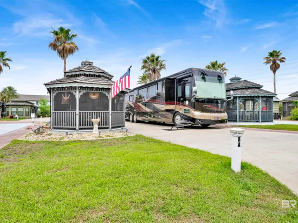 4650 Griffith Marina Rd #8A, Orange Beach, AL 36561
