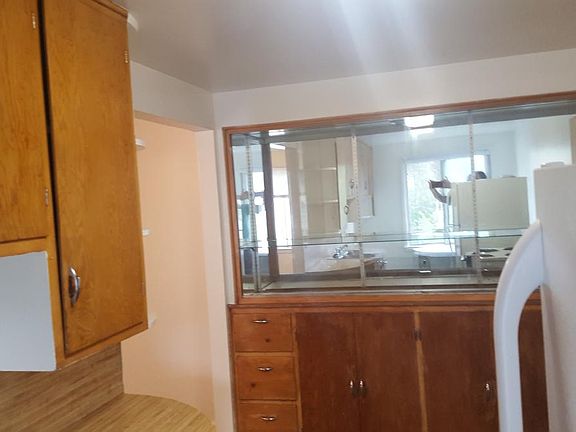 3rd image of 549 N Water Ave APT 6
