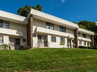 5 Holly Ct #5, Cromwell, CT 06416