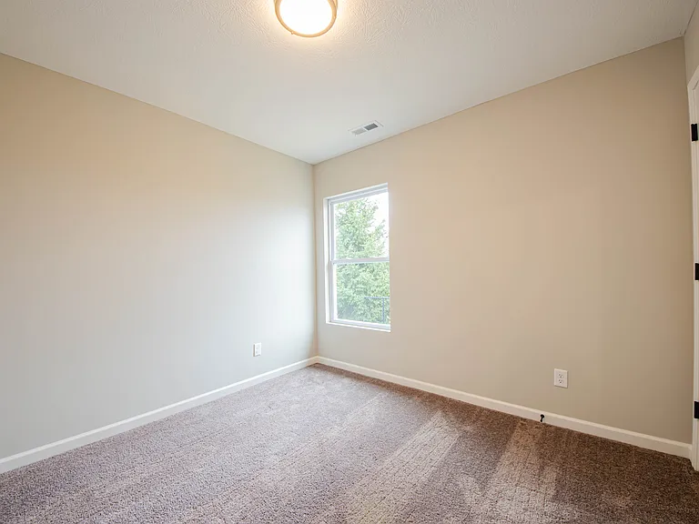 10494 Dayton Lebanon Pike #10494 — Photo 14