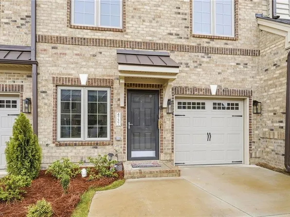 4737 Willowstone Dr, High Point, NC 27265