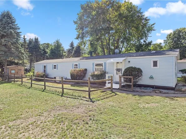 21 Lear Dr, Coventry, RI 02816