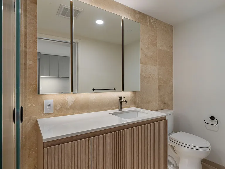 333 Ward Ave #728 — Photo 7