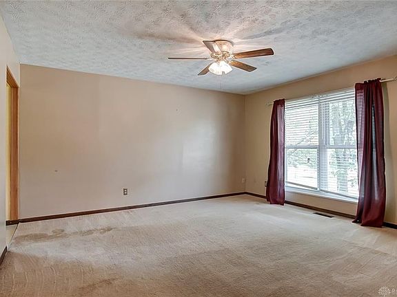 4th image of 1528 Scottsdale Dr