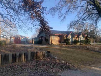 906 N Broadway St, Tishomingo, OK, 73460