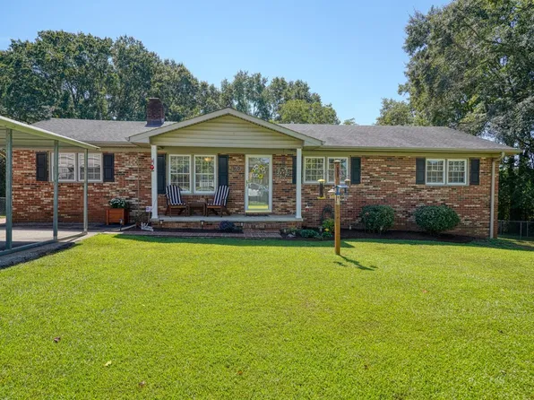 169 Gregory St, Roebuck, SC 29376