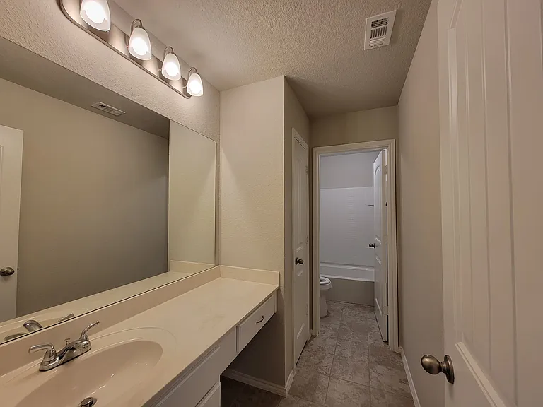 4725 Redbud Dr — Photo 12