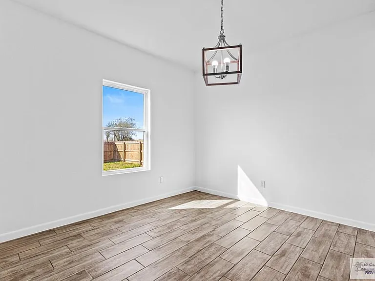 108 Faith Dr — Photo 8