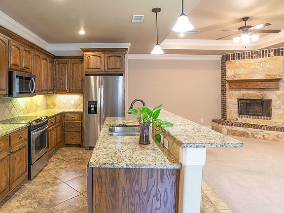 2nd image of 4402 108th St Unit 8