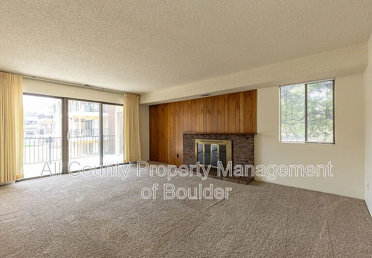 600 Manhattan Dr #5B — Photo 10