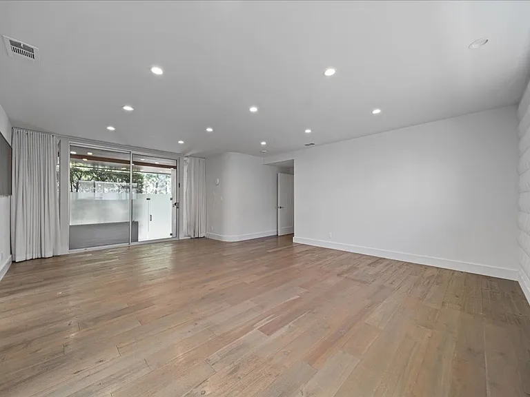 1455 S Castello Ave — Photo 28