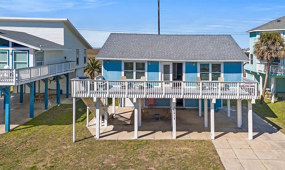 1st image of 16912 Beachcomber Dr