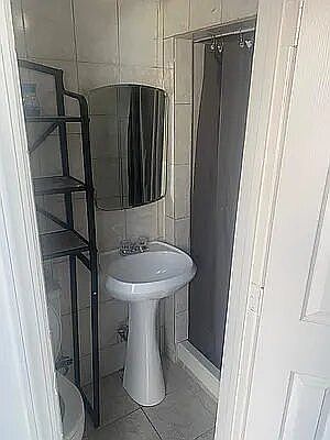 4th image of 68-28 Nansen St #1