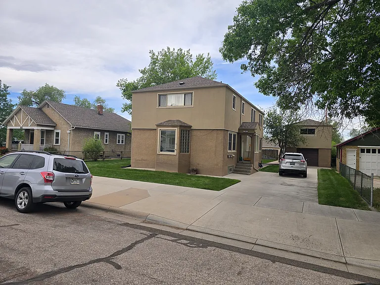 362 N 6th St — Photo 1