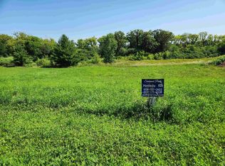 174 Savannah Pkwy, Deerfield, WI 53531