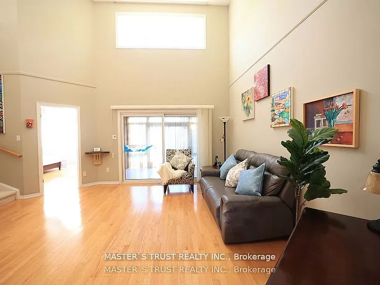 784 Gordon St #6 — Photo 5