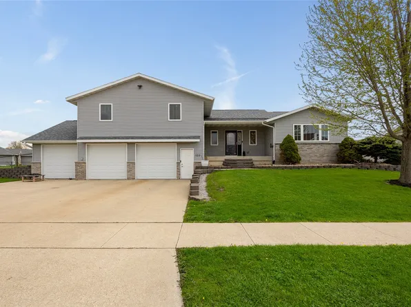 103 Longworth Ave, Alburnett, IA 52202