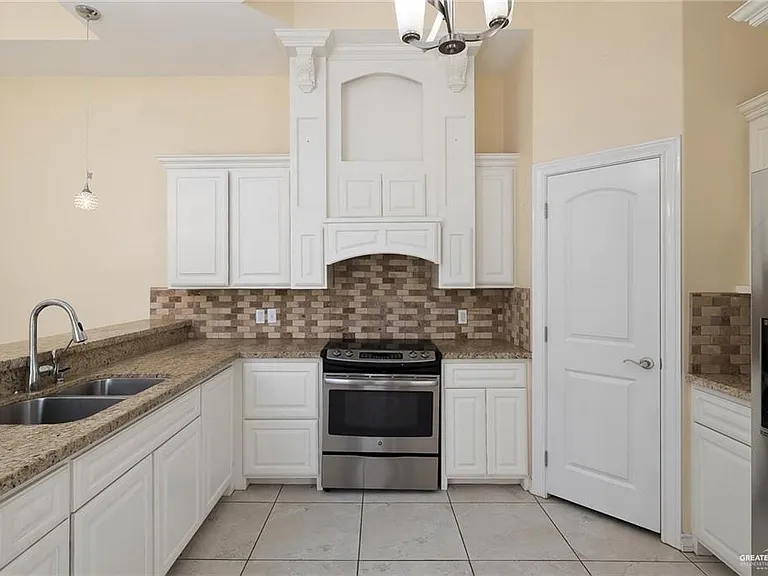 3720 Yellowhammer Ave — Photo 5