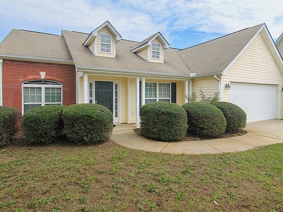 2nd image of 520 Arrie Dr