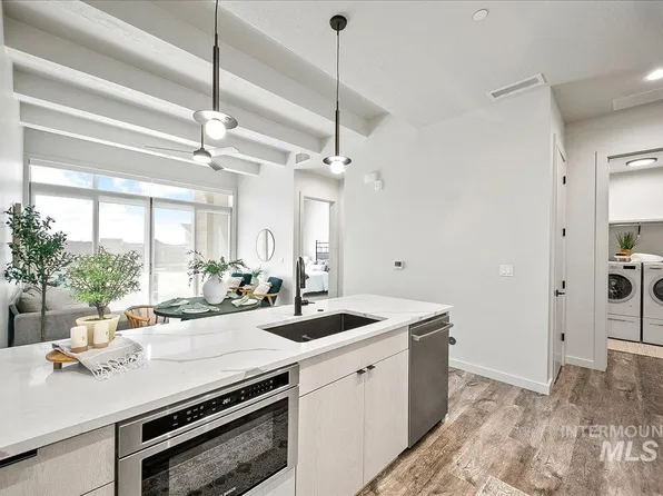 3928 E Haystack St #2-307, Boise, ID 83716