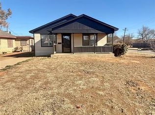 1102 N Lee St, Altus, OK 73521
