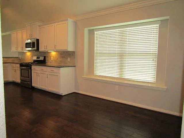 3902 Quiet Pines Ct — Photo 5