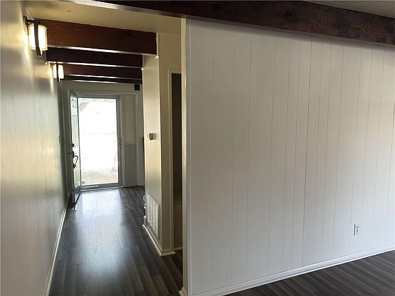 5th image of 6550 W 51st St