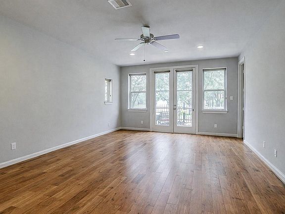 4th image of 10912 Wrenwood Park