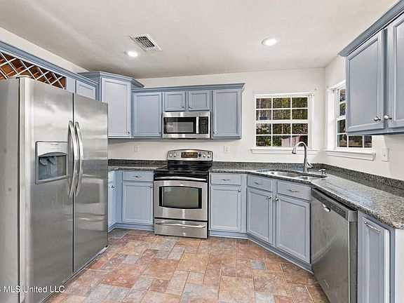4th image of 8316 Kaleki Ct