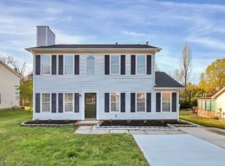 3800 Trappers Run Dr, Matthews, NC 28105