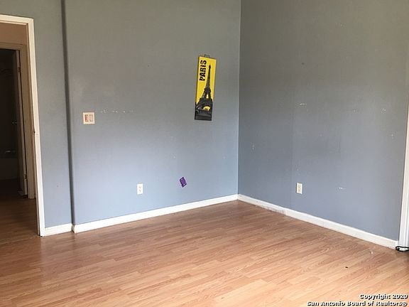 3rd image of 23410 Dragon Rock Rd