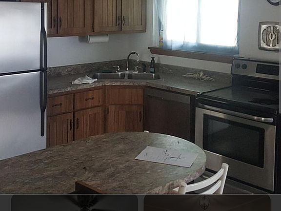 2nd image of 633 Fairwick Dr