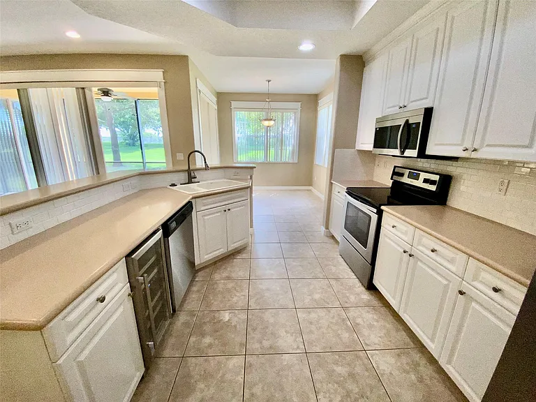 7911 NW 128th Ln #11-C — Photo 23