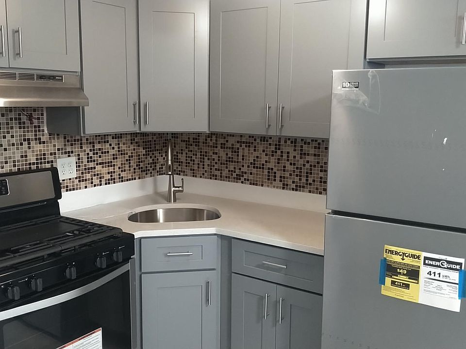 1st image of 237 Dubois Ave