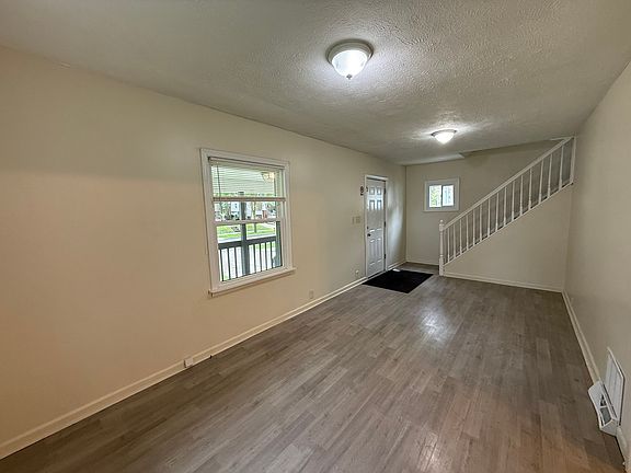 4th image of 404 Noah Ave