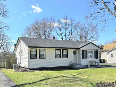 344 Douglas Rd, Batavia, IL, 60510
